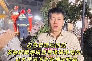 桑切斯：对智利主帅贝里佐辞职感到难过，这也是我们球员的责任